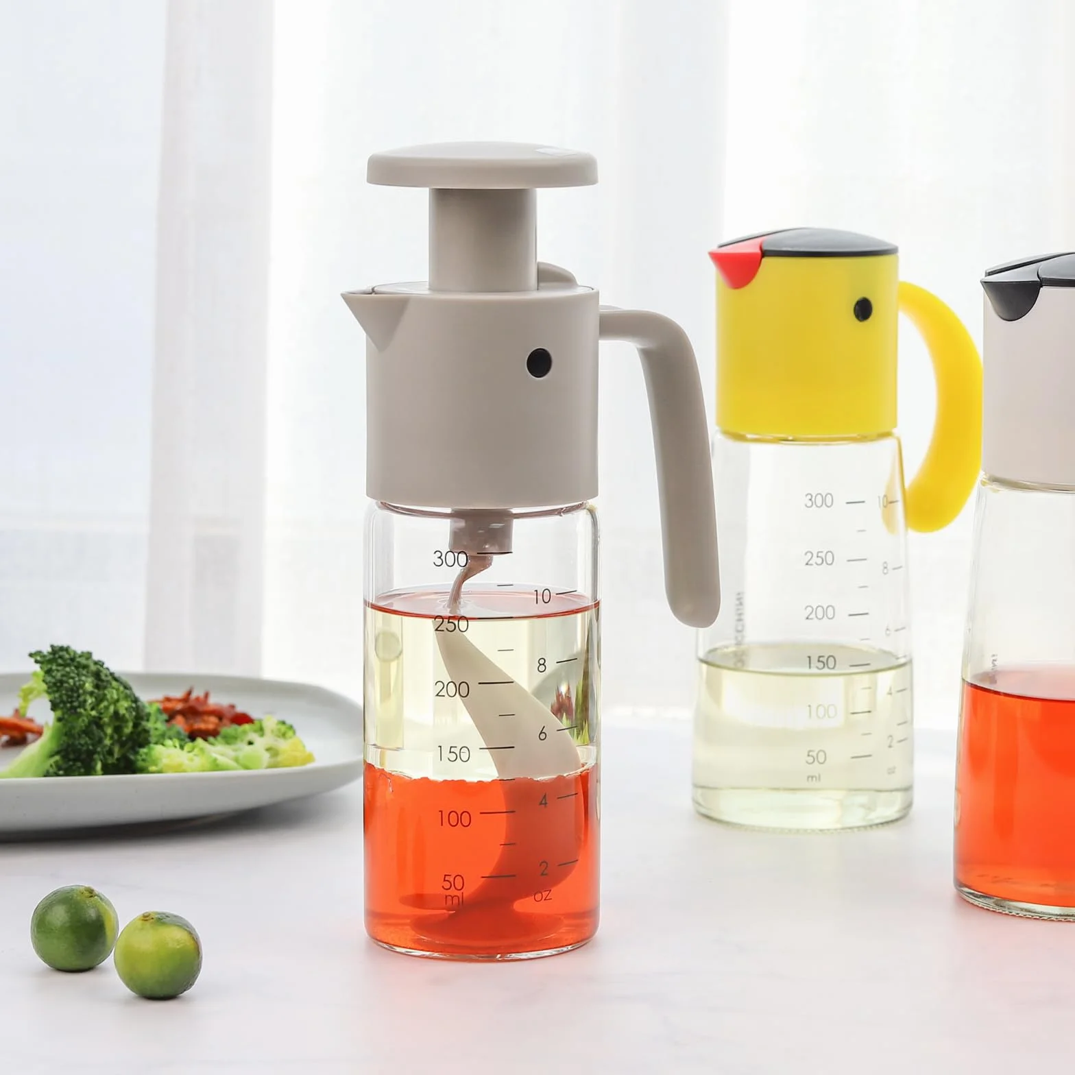 Vucchini Mixer do sałatek, 300 ml Bird-Like Sauce Shaker szary, regulowany przepływ, można myć w zmywarce, butelka do przechowywania oleju, octu, kuchni, restauracji