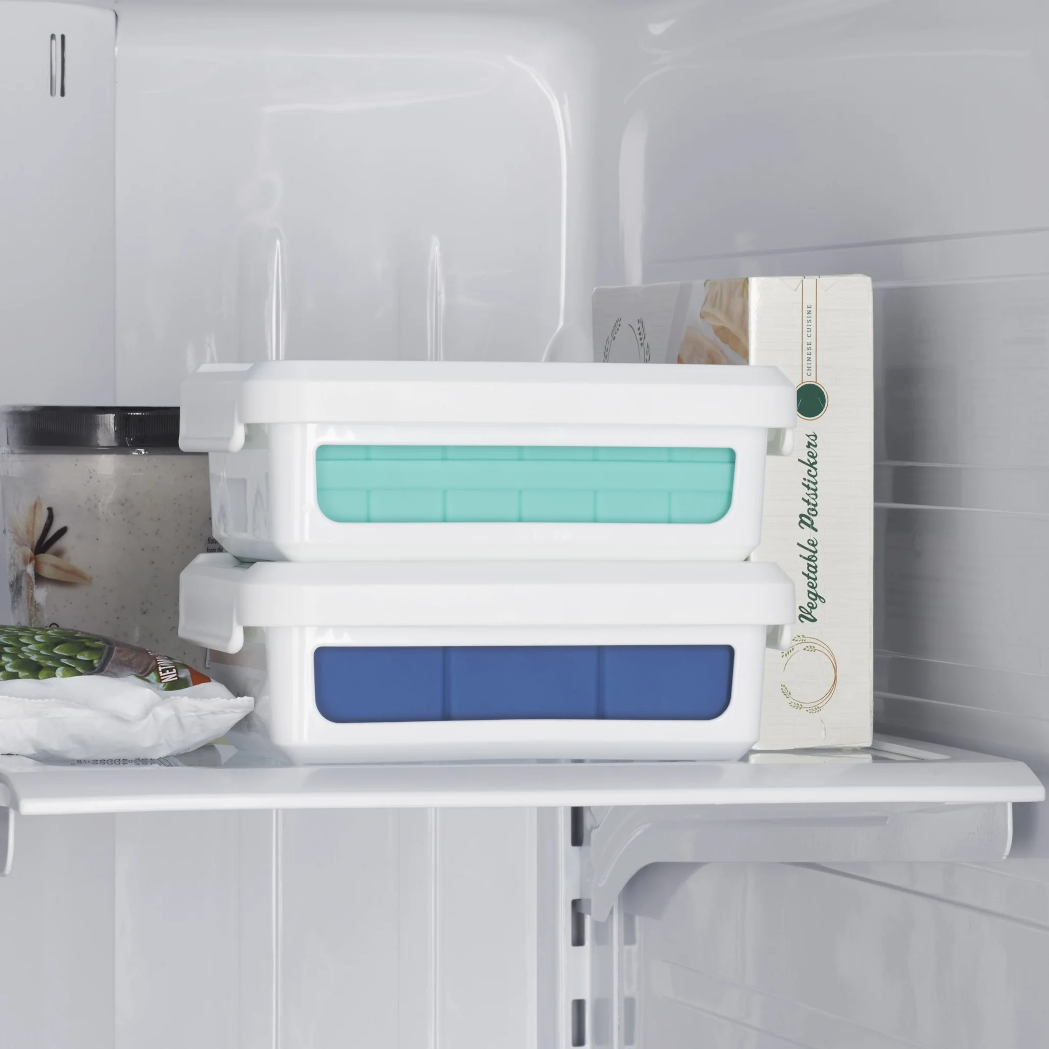 OXO Good Grips forma do kostek lodu z pokrywką na małe kostki lodu – silikon – biały/jasnoniebieski