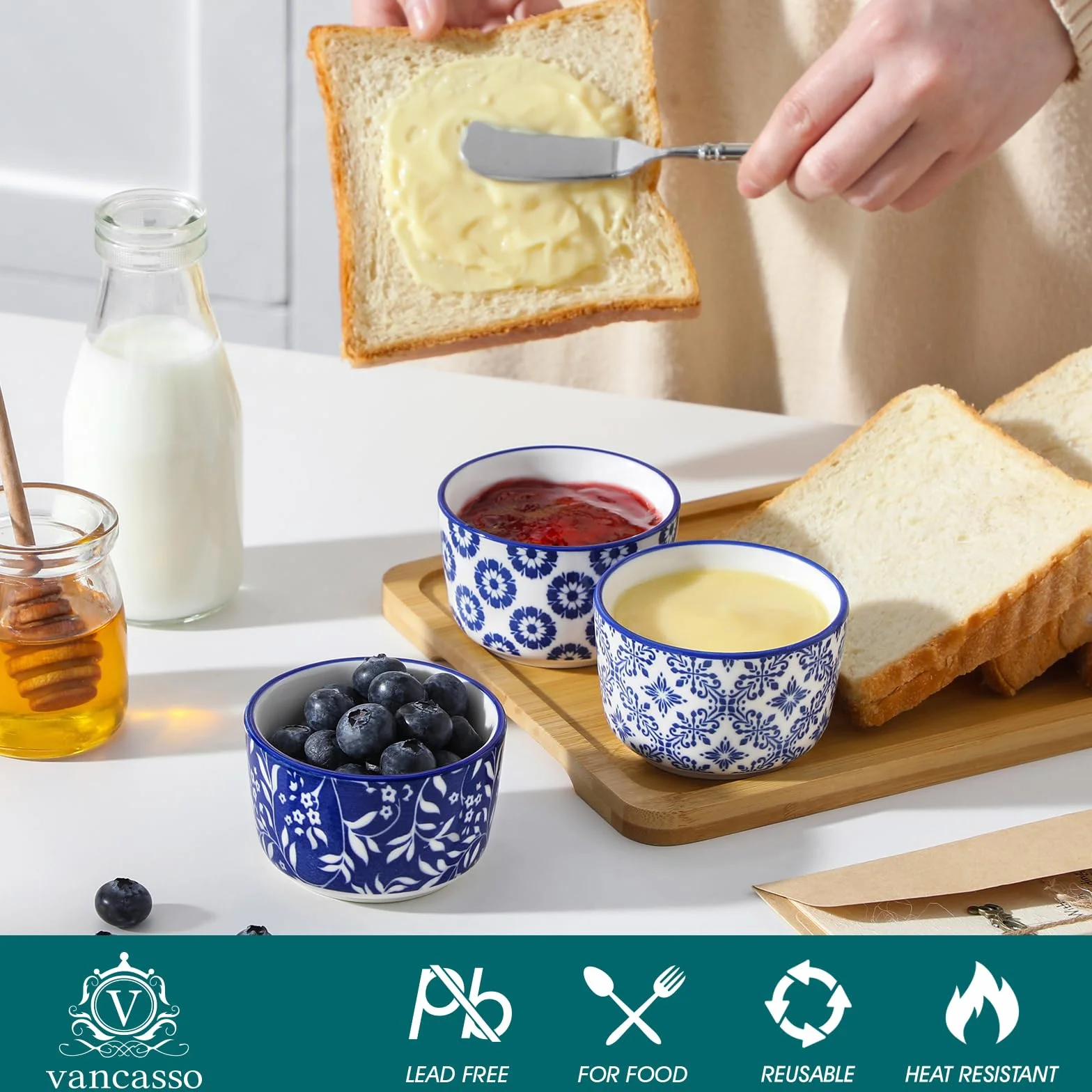 vancasso Selene Mini ceramiczne Ramekins, zestaw 6 sztuk, nadają się do piekarnika, do kremów brûlée, sufletów, deserów, ręcznie wykonanych niebiesko-białych wzorów