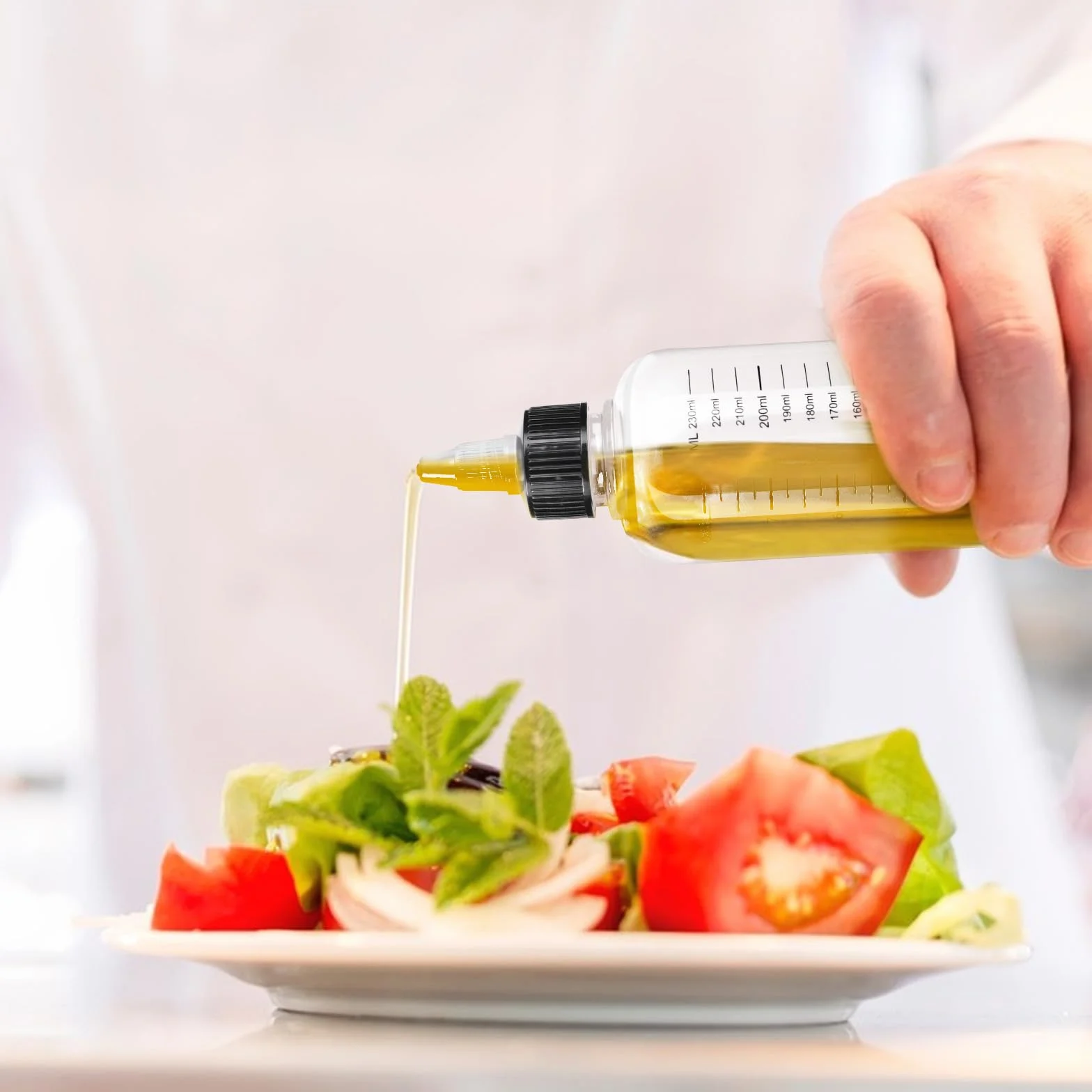 2 butelki do wyciskania 250 ml, ze skalą, przezroczysty dozownik oleju, butelki z końcówką, wielofunkcyjna butelka plastikowa do płynnych przypraw, sosów, oleju, soi, octu
