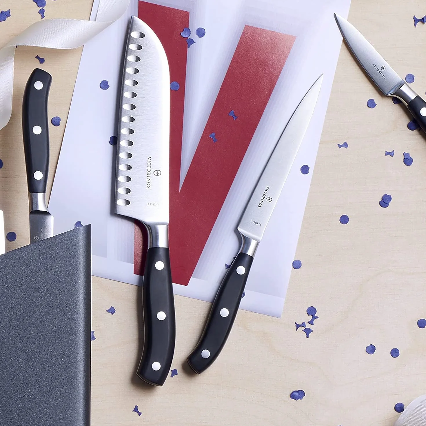 Victorinox, 7.7203.15G, Grand Maître, Tranchiermesser, Extra scharfe Klinge, mit geradem Schliff, robuster Kunststoff-Griff, Schwarz, Spülmaschinengeeignet