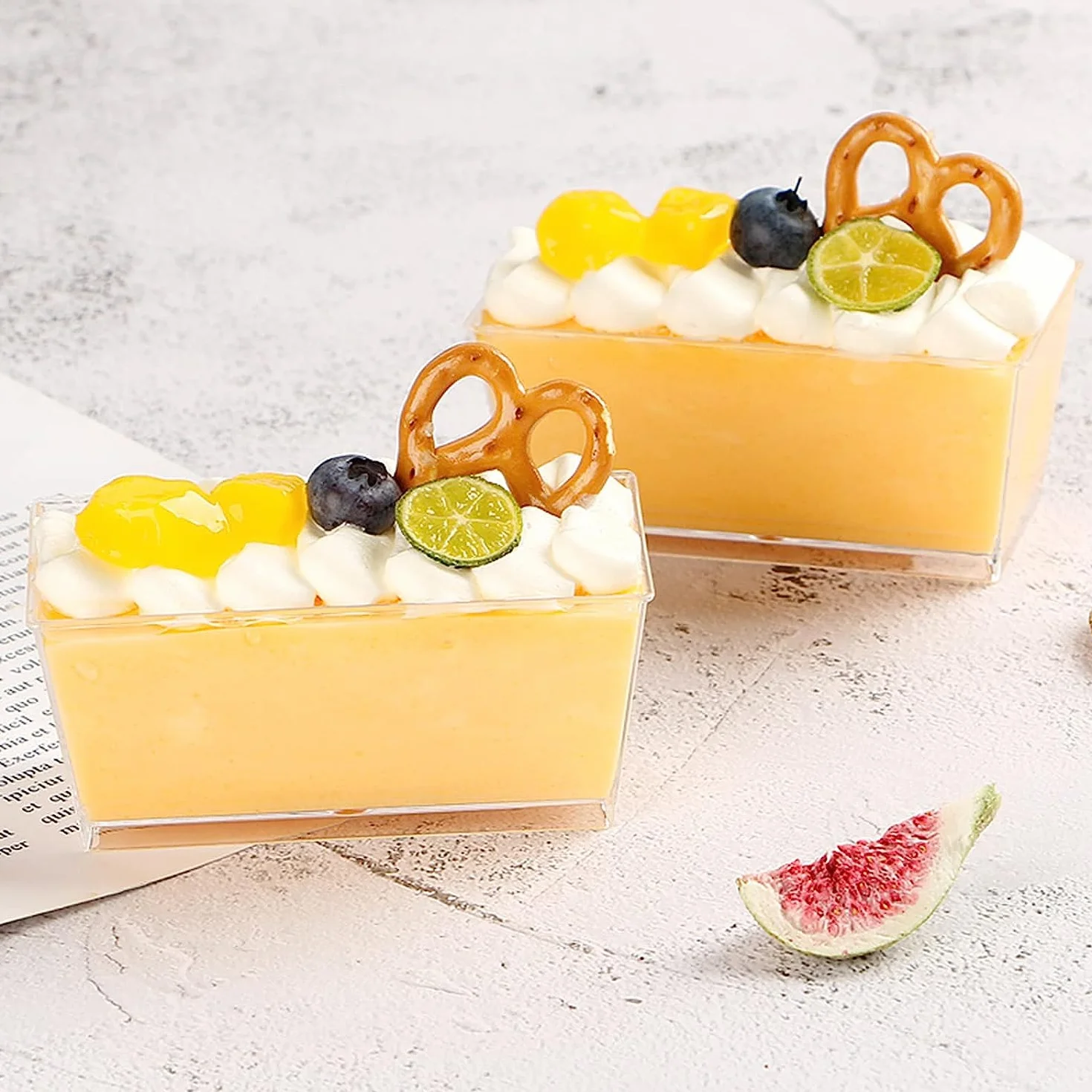 LATERN Plastikowe kubki deserowe, 140 ml, prostokątne, deserowe, przezroczyste, parfait, wielokrotnego użytku, miska do serwowania, na deser, pudding, mus, imprezę, 9,8 x 4,7 cm
