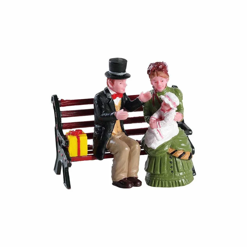 Lemax 82607 Caddington Village Figurka: Pierwsze Boże Narodzenie dziecka