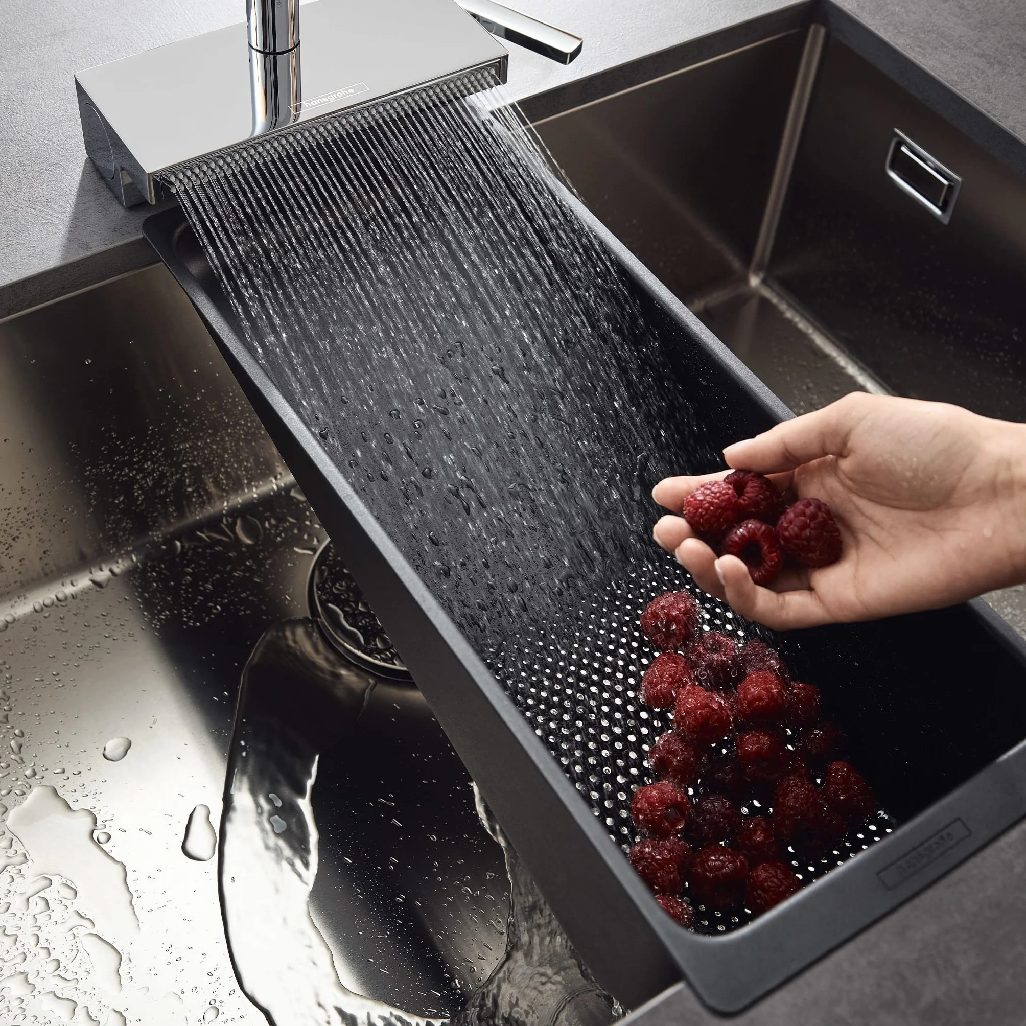 hansgrohe F14 Multifunkcyjne sito czarny matowy, 40963000