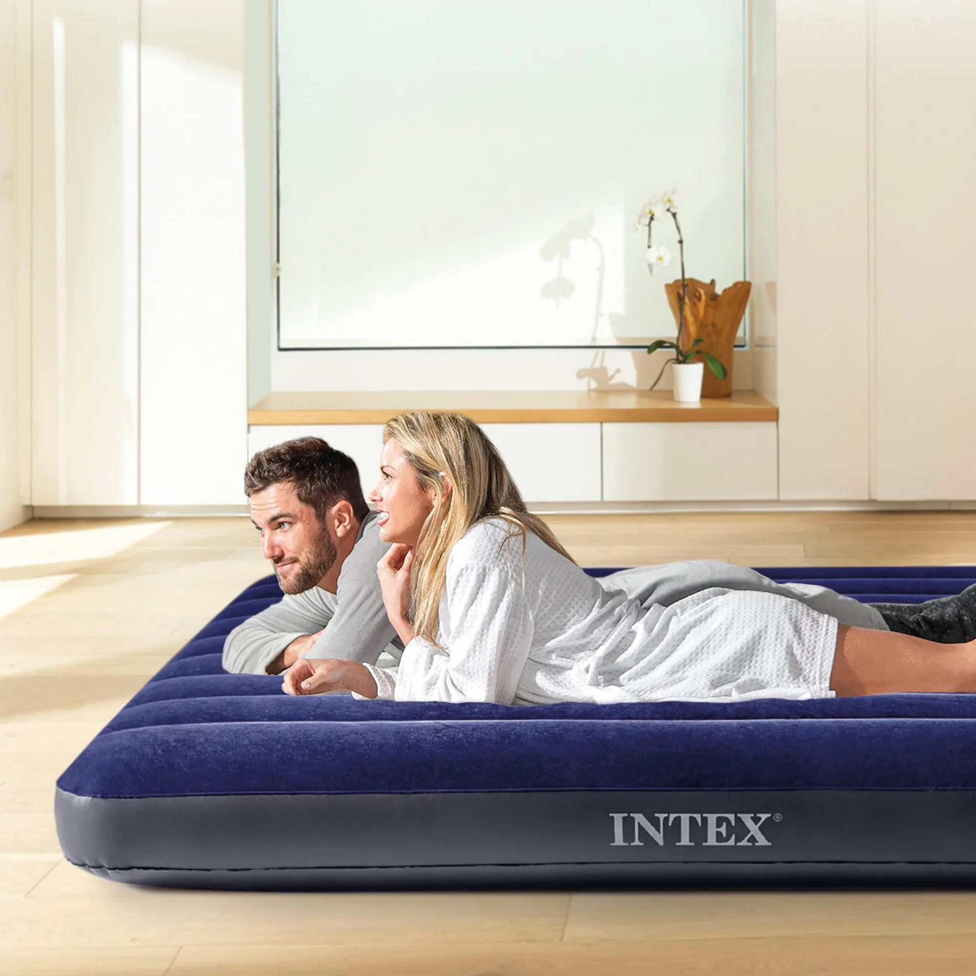 Intex Nadmuchiwany Materac 203 x 152 x 25 cm Granatowy Czarny