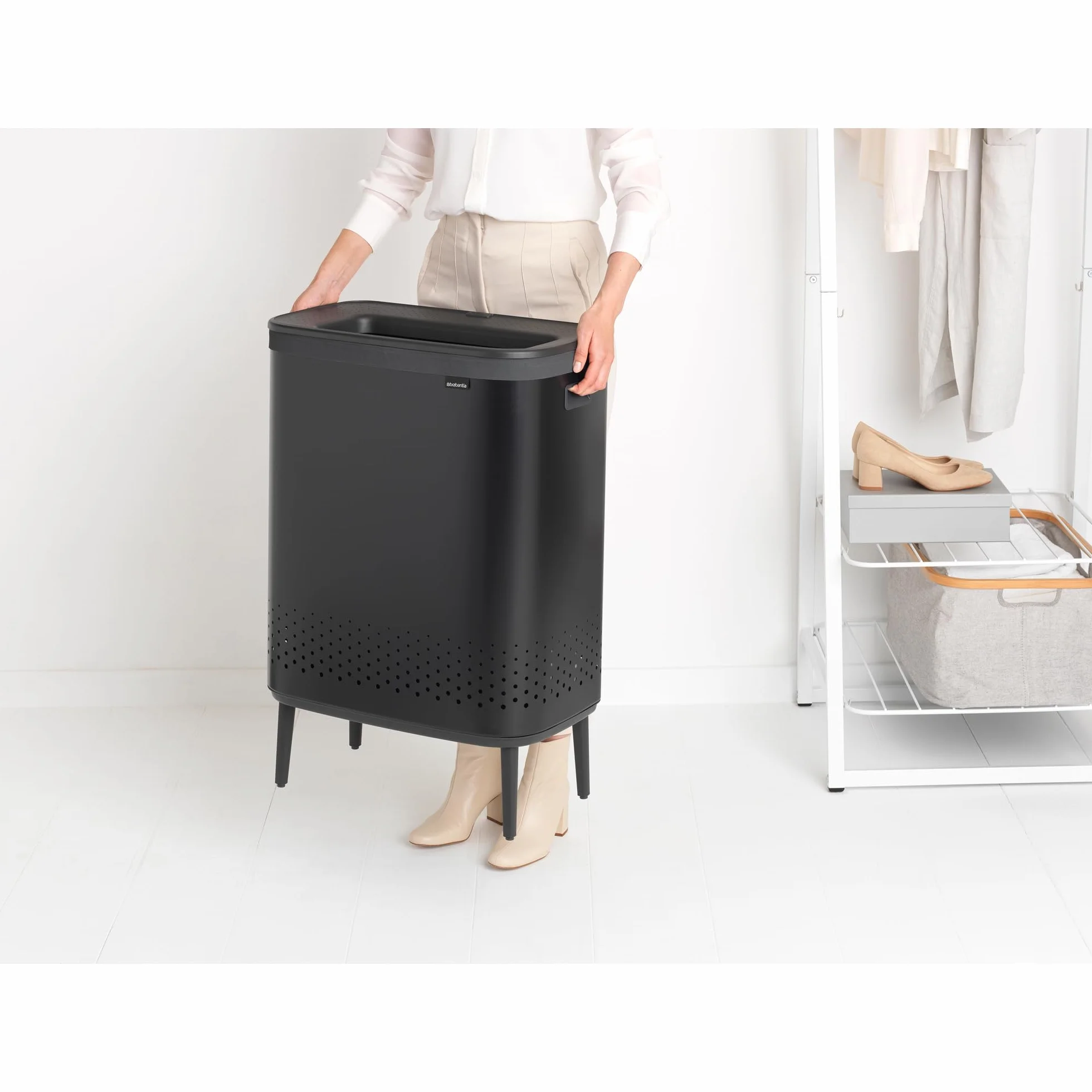 Brabantia - Kosz na pranie Hi 2x45L - Kosz na brudne ubrania - 2 komory - Pokrywa z szybkim otwieraniem - Zdejmowana bawełniana torba - Przenośny i higieniczny - Do sypialni i łazienki - Matt Black
