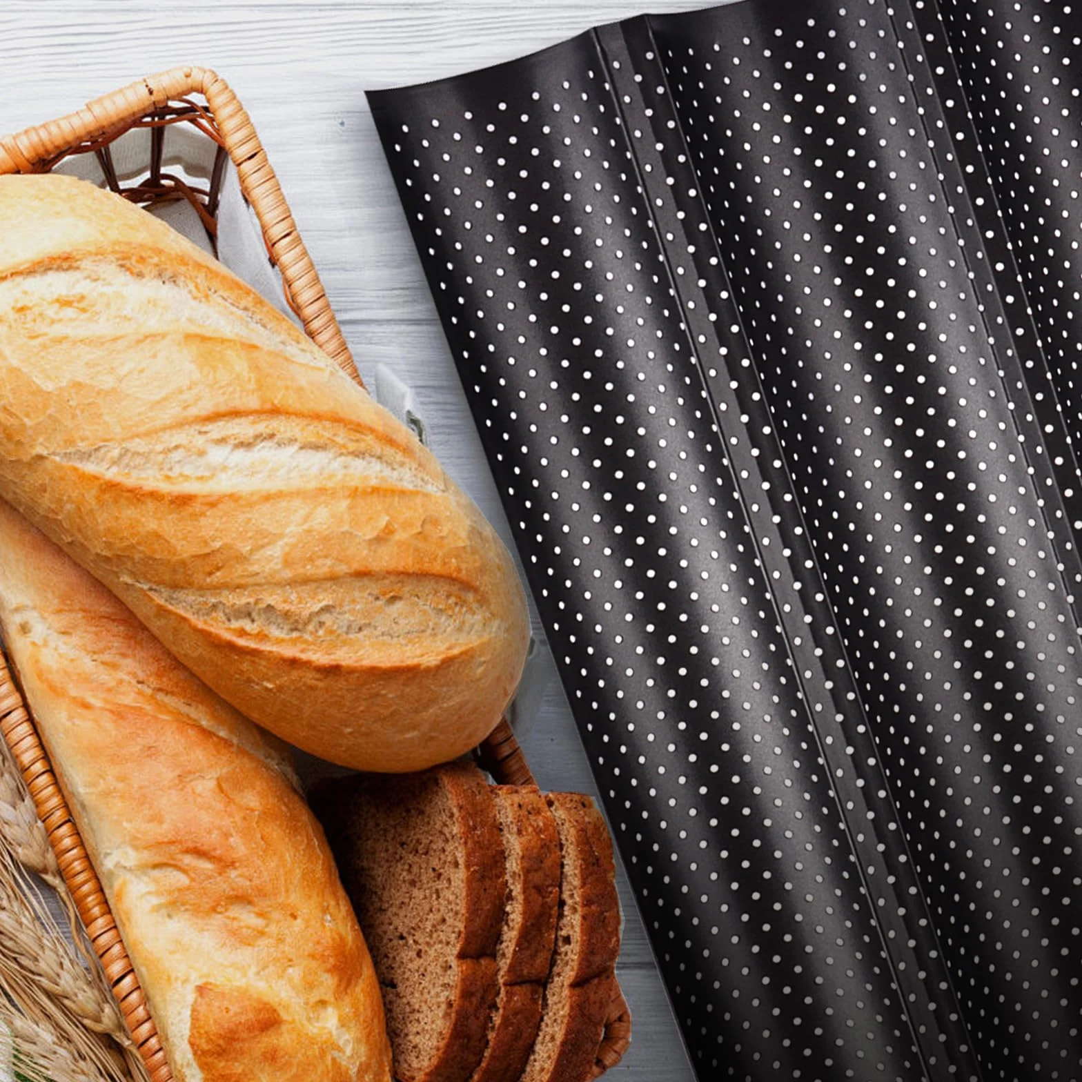 ASelected Blacha do pieczenia bagietek, z powłoką zapobiegającą przywieraniu, forma do pieczenia bagietek, 4 bagietek, forma do pieczenia chleba, perforowana, blacha bagietek, bułeczki z 4
