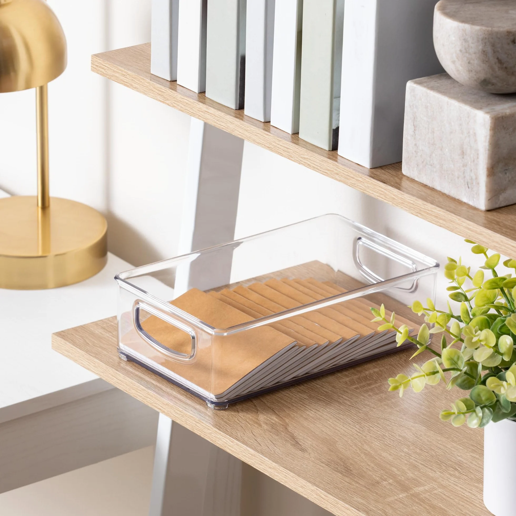 iDesign Zestaw pojemników z tworzywa sztucznego w 50% z recyklingu do spiżarni i organizacji szafek, wyprodukowany w USA – różne rozmiary, przezroczysty