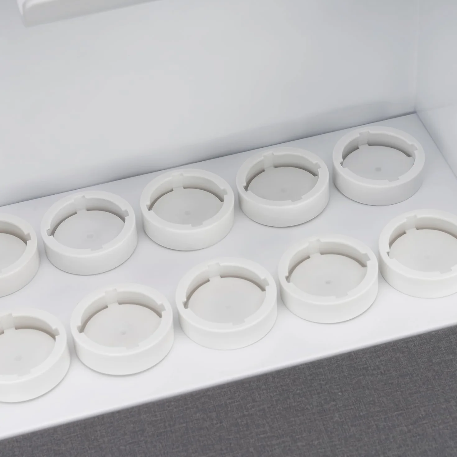 Maclean Pojemnik do przechowywania, z magnetyczną pokrywą, idealny do lokówki, suszarki do włosów i akcesoriów, kompatybilny z Dyson Airwrap Styler, stylowe i bezpieczne przechowywanie, 367 x 150 x