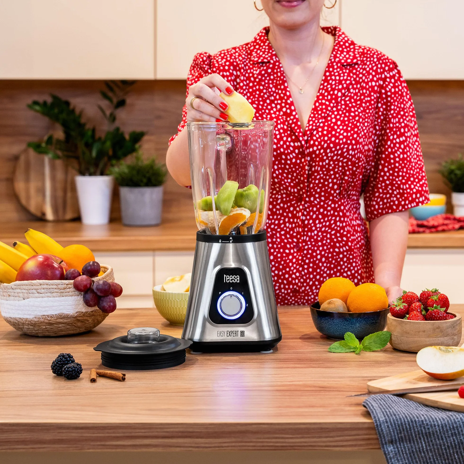 Teesa Blender Kielichowy Easy EXPERT GO Moc 1300 W Szklany Kielich o Pojemności 1,5 L Kruszy Lód TSA3549