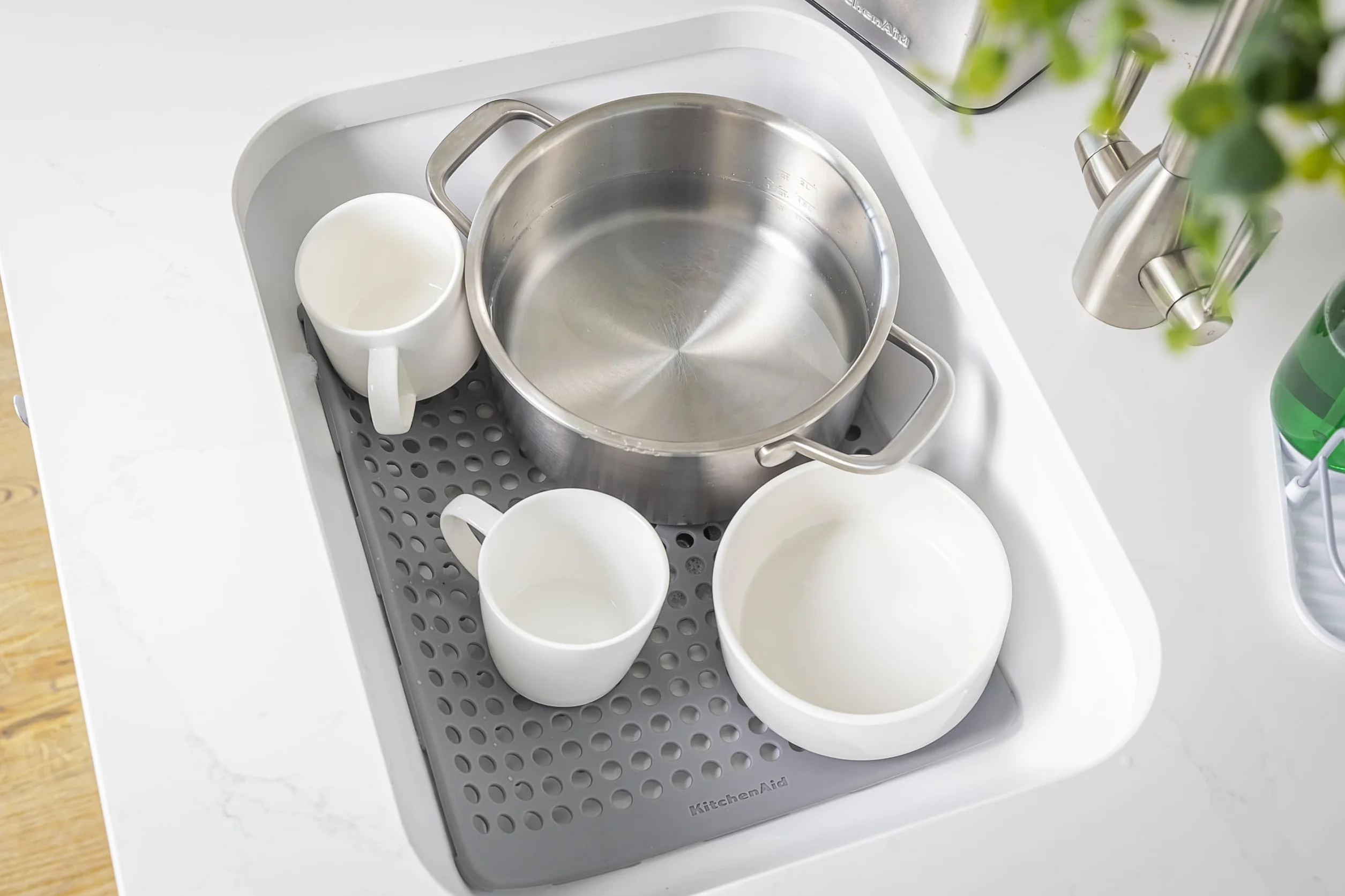 KitchenAid Mata pod zlew