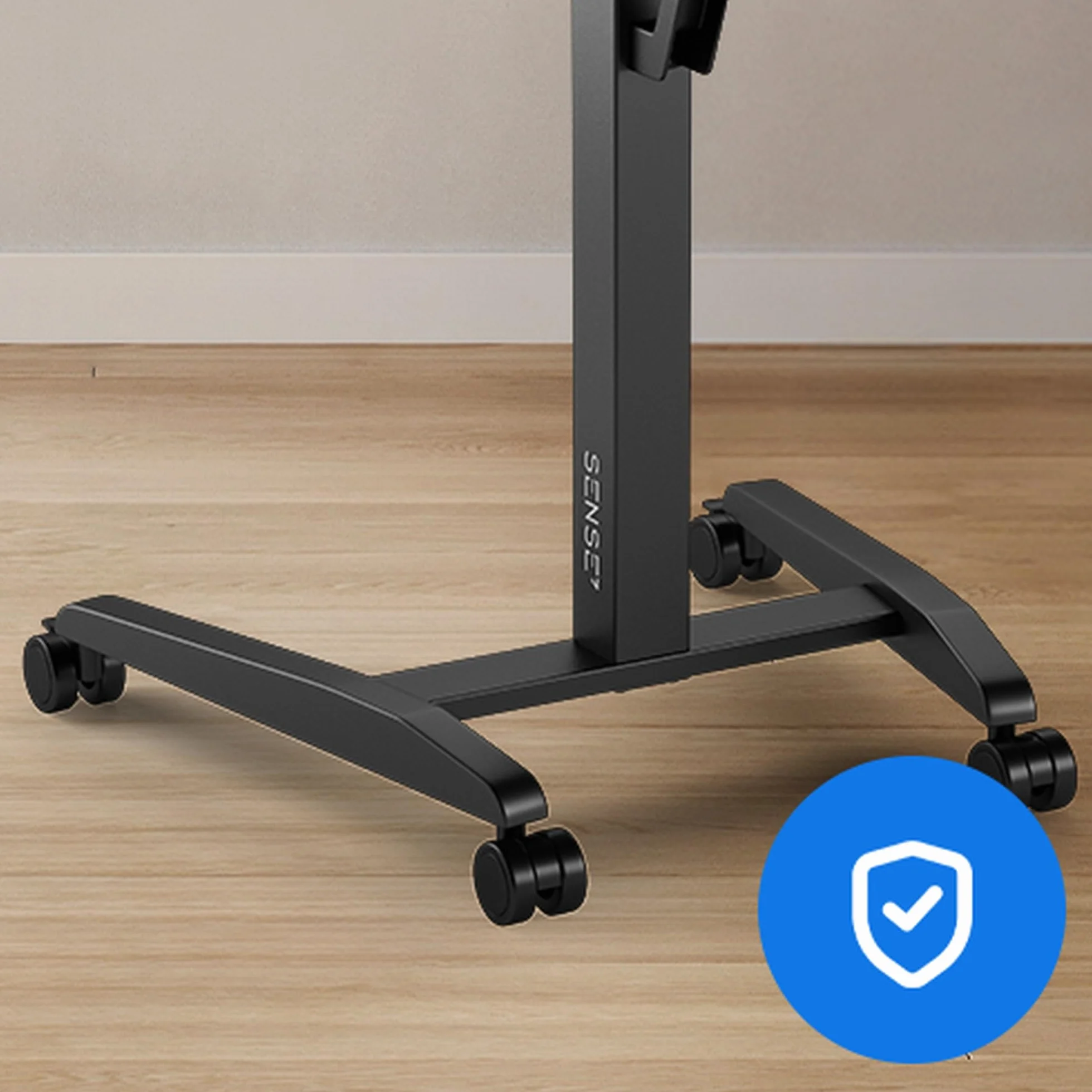 SENSE7 Mobile Desk | Biurko Regulowane | 70 X 52 Cm | Mobilna Konstrukcja | Wysokość 76-111 Cm | Zmiana Kątu Nachylenia | Uchwyt Na Słuchawki | Ogranicznik Krawędzi | Kółka Z Blokadą | Czarne