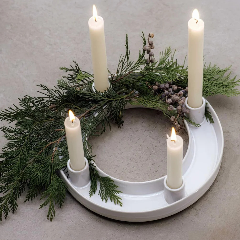 like. by Villeroy & Boch – wieniec adwentowy Winter Glow, dekoracja świąteczna z porcelany Premium