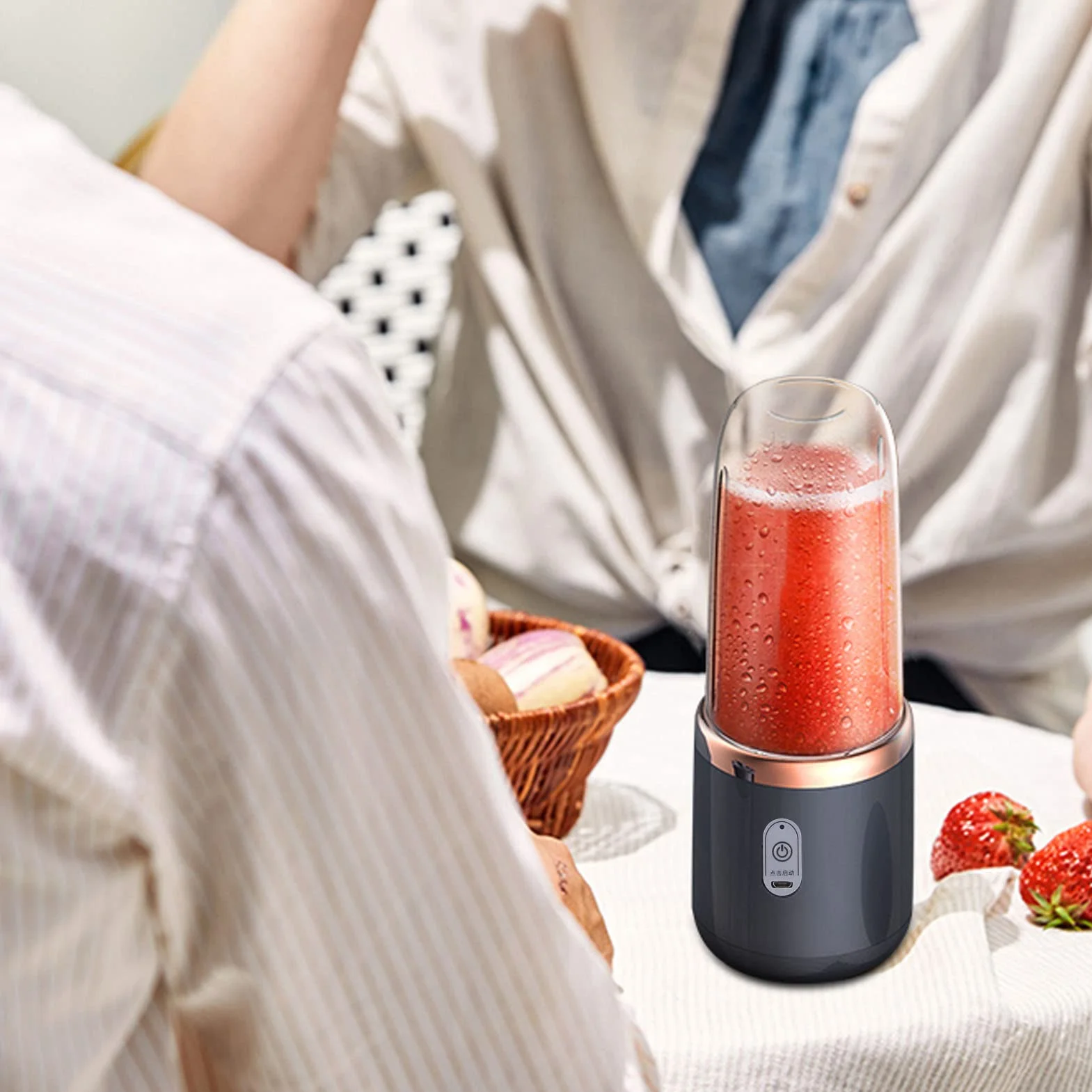 Przenośny blender 300 ml 1200 mAh pojemności Bateria PCTG ABS (Niebieski, 6 ostrzy, pokrywka)
