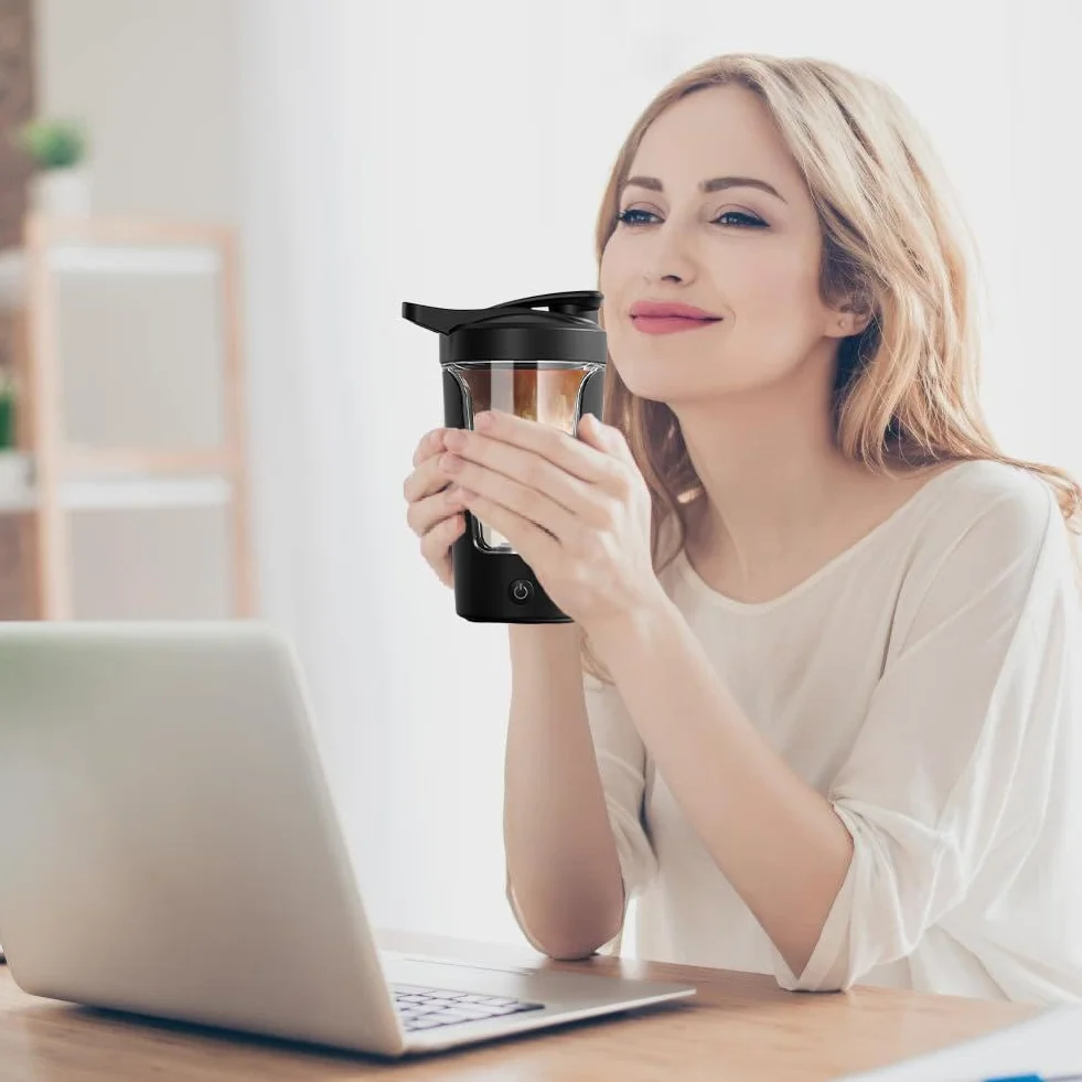 LOMUG Elektryczny shaker do białek 450 ml automatyczny mikser proteinowy ładowany USB czarny