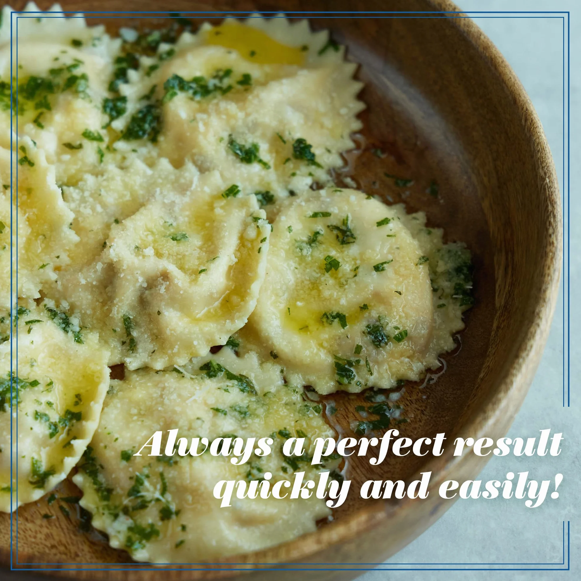 La Gondola Domowe pieczątki ravioli, okrągłe, 50 mm, włoskie narzędzie do robienia makaronu dla domu i biznesu, mosiądz i naturalne drewno, solidny i łatwy w użyciu stempel ravioli, nóż do ravioli