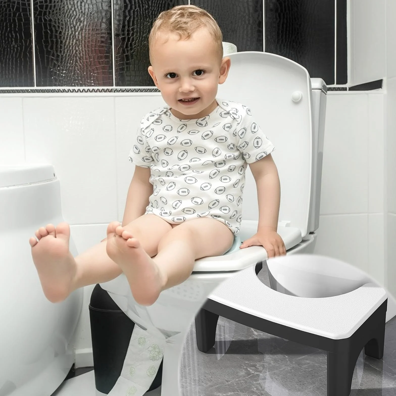 Taboret toaletowy, wielofunkcyjny taboret toaletowy, do domu, praktyczny i kompaktowy, stabilny, umożliwia przykucnięcie pozycji zapobiegającej zapchaniu się (biały)
