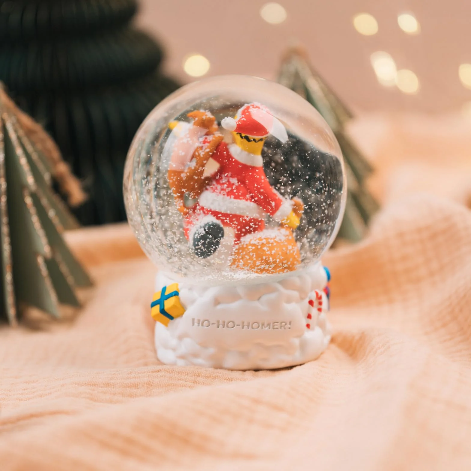 Grupo Erik Snow Globe - The Simpsons Merch | Snow Globes For Adults & For Children | Homer Simpson Gifts For Christmas, The Simpsons Gifts Under 20 Pounds