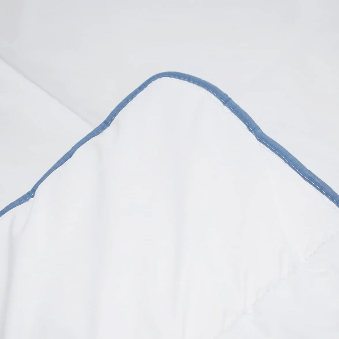 Couette La Bleu Câlin, Douce, Blanc, 140x200 cm, KBC35I1400 0