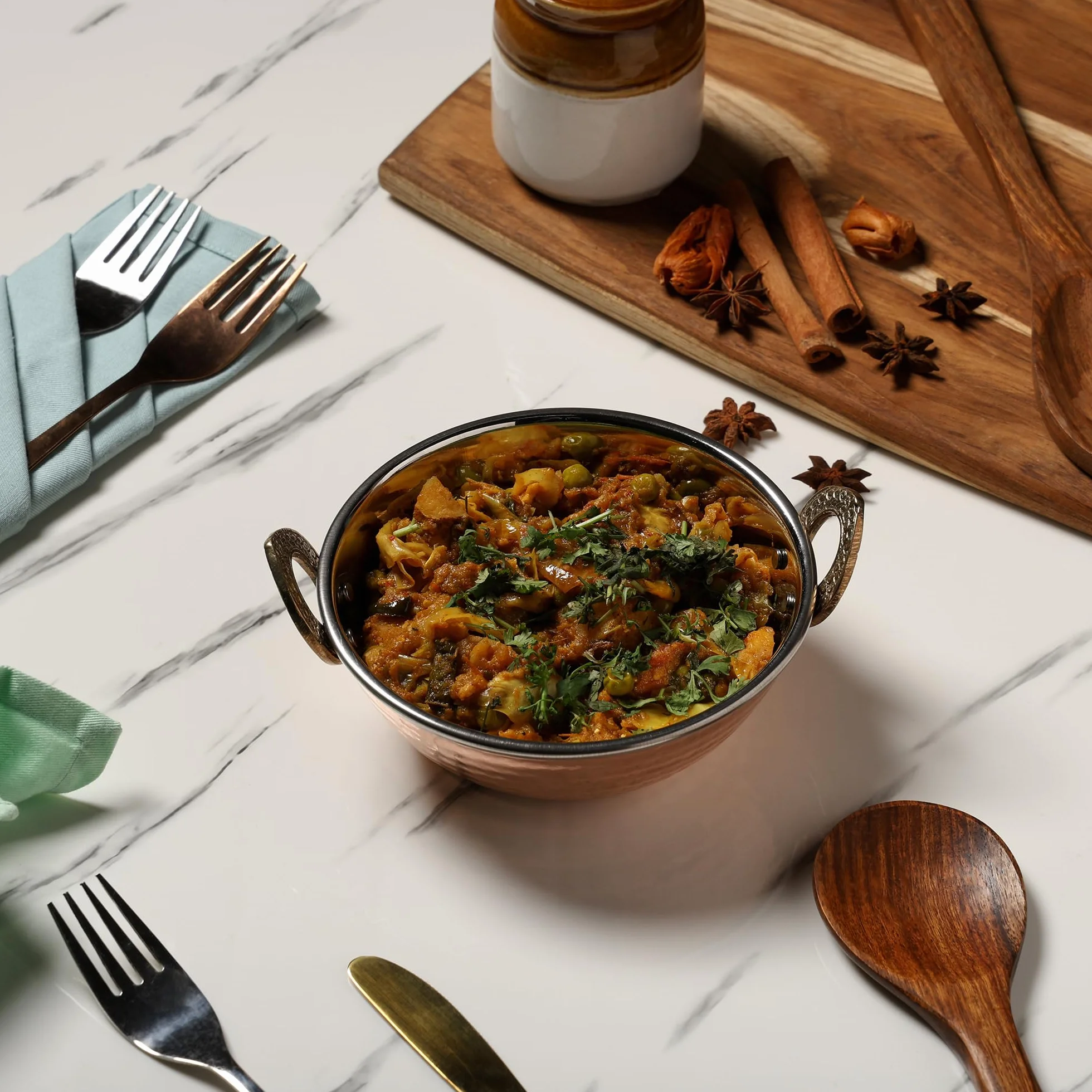 Zap Impex Indyjskie naczynie do serwowania miedziane młotkowane karahi ze stali nierdzewnej do serwowania indyjskich naczyń z curry 2-częściowy zestaw, średnica 13 cm