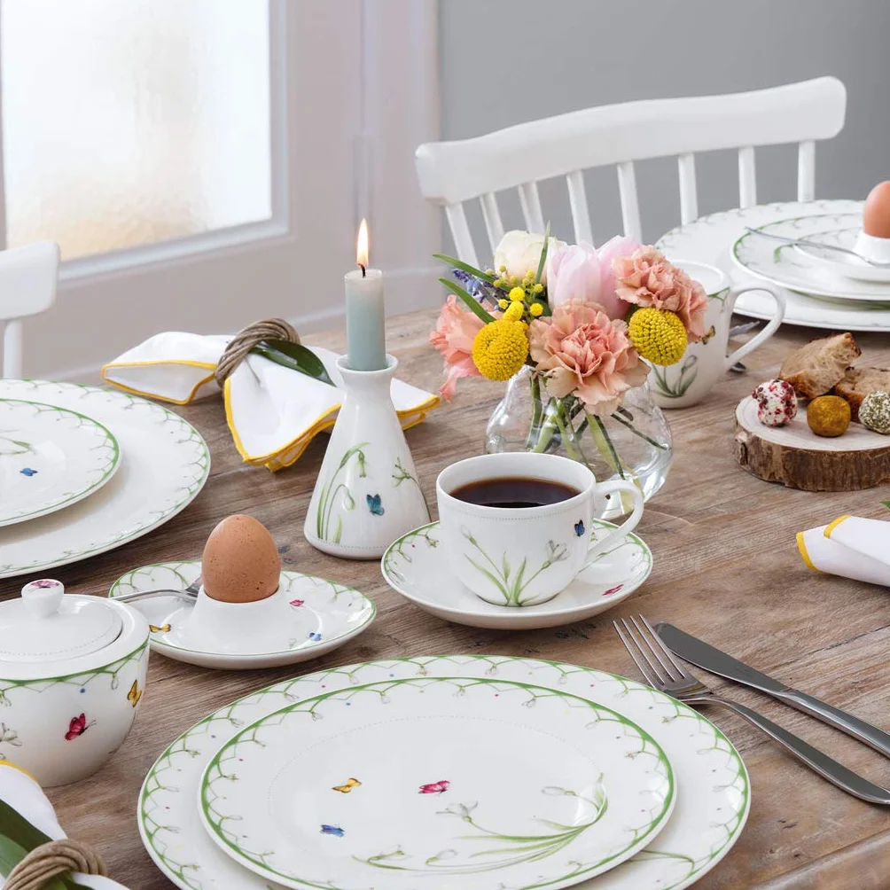 Villeroy & Boch Colourful Spring 18-częściowy serwis do kawy, talerze śniadaniowe (21,5 cm) i filiżanki do kawy ze spodkami (160 ml), dekoracja motyli i kwiatów, porcelana premium, kolorowy