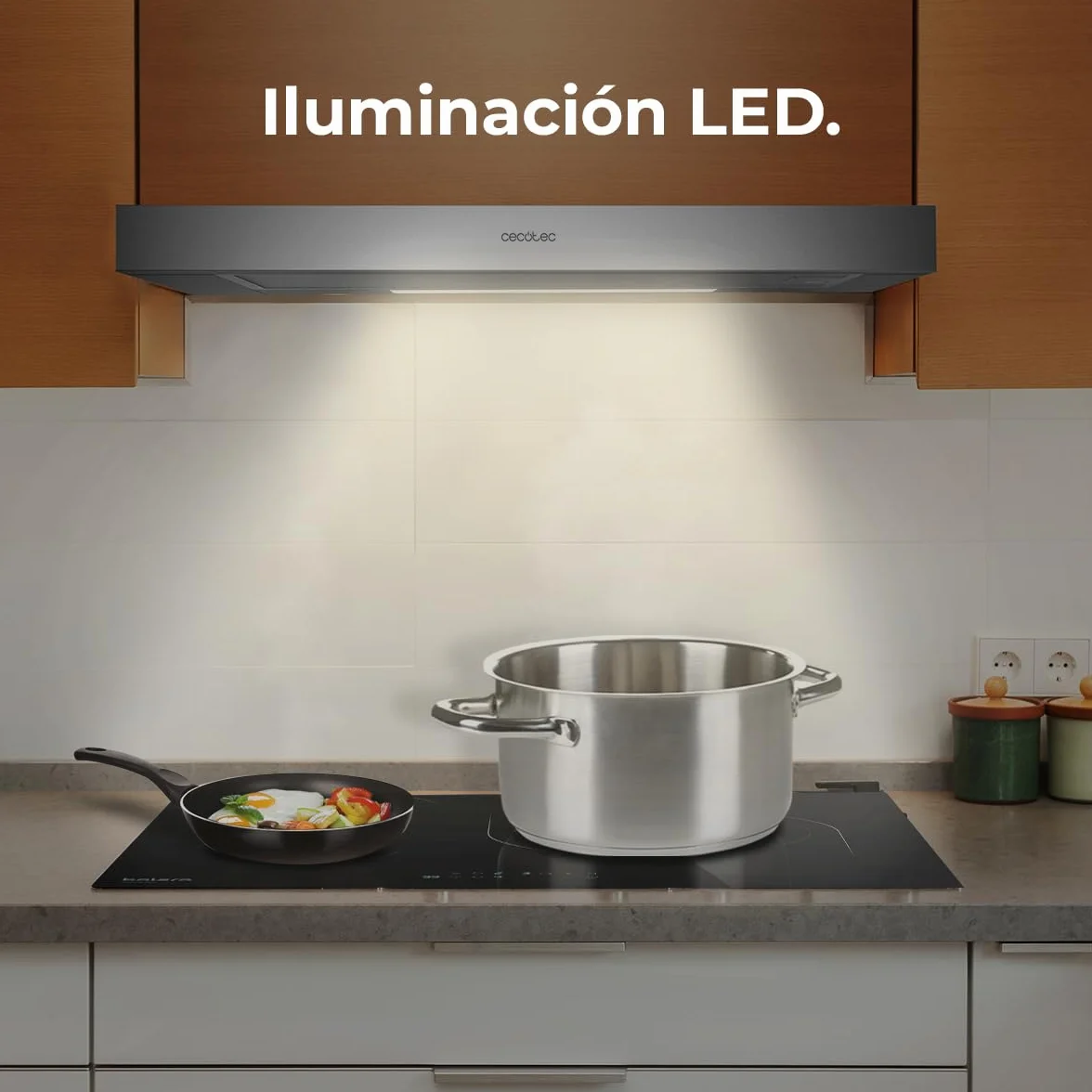 Cecotec Okap Teleskopowy 60cm Bolero Flux TLM 606500 Inox A. Silnik 165W, moc ssania 650m3/h, sterowanie mechaniczne, 2 poziomy mocy, światło i filtr węglowy, wykończenie Inox
