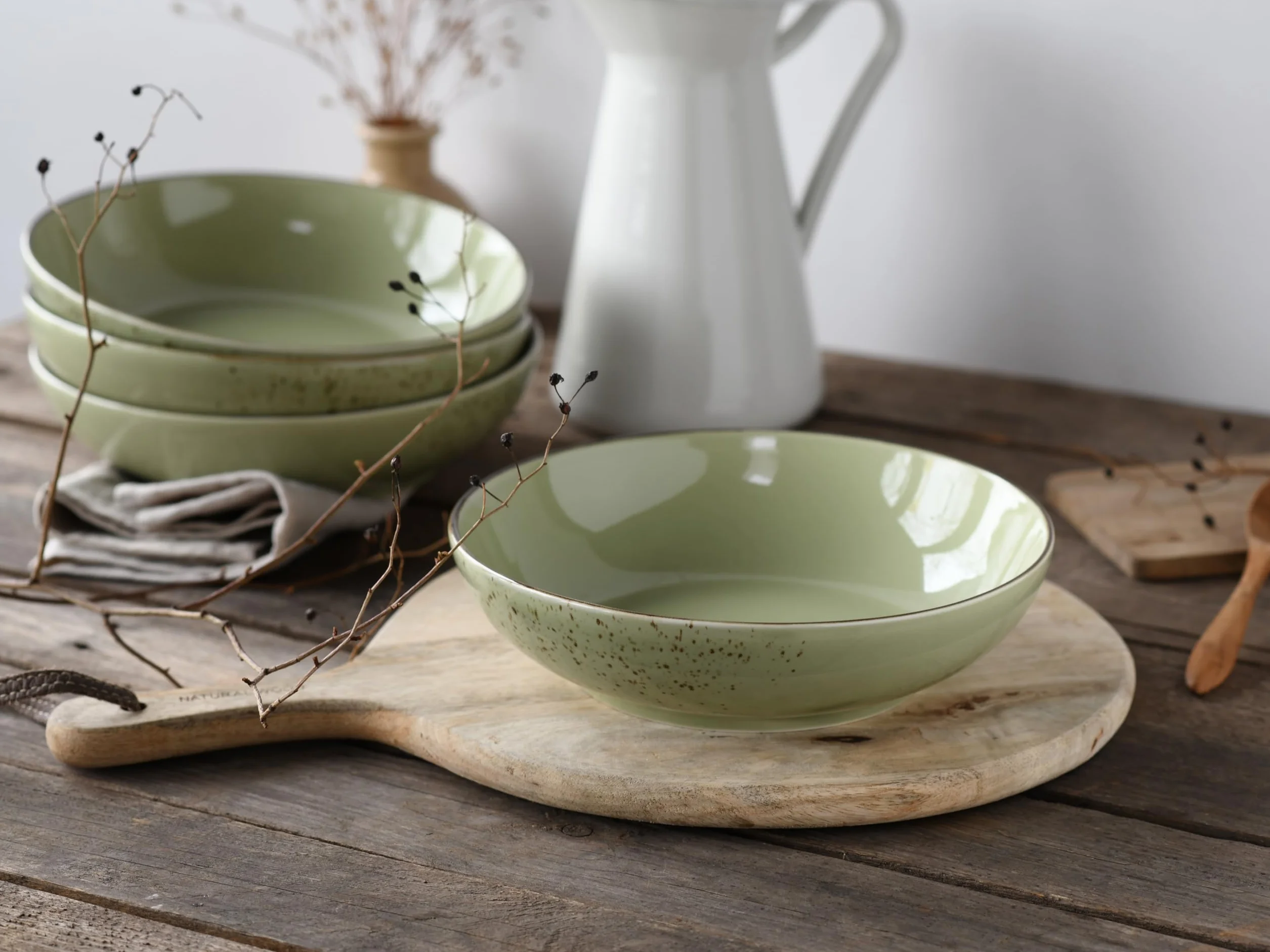 CreaTable, 21681, seria Nature Collection Green, 4-częściowy zestaw naczyń dla 4 osób, Poke Bowl z kamionki, nadaje się do mycia w zmywarce i używania w kuchence mikrofalowej, wysokiej jakości
