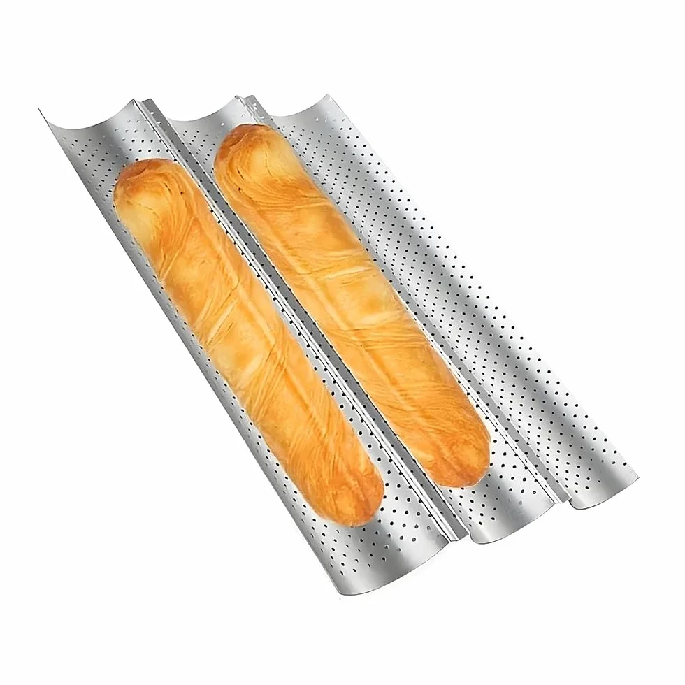 Blacha do pieczenia bagietek (38 x 24,5 cm) na 3 bagietki z 3 zagłębieniami, forma do pieczenia bułek perforowana, akcesoria do pieczenia chleba, nieprzywierająca, metalowa forma do pieczenia