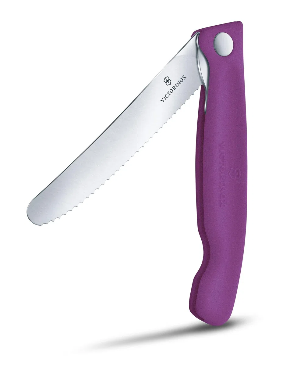 Victorinox Swiss Classic składany nóż do pikniku na wędrówki, owoce, warzywa, bułki, kiełbasę, z falistym szlifem, ekstra ostry, fioletowy