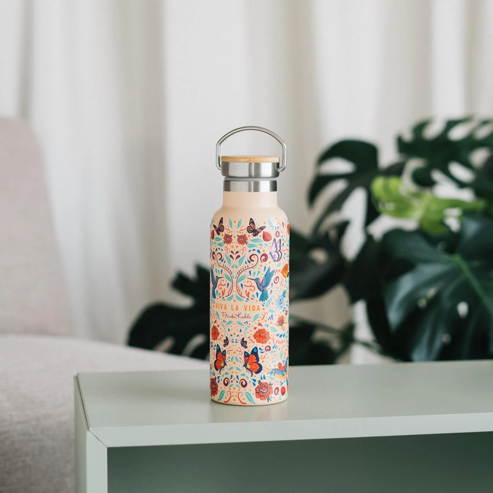 Grupo Erik Metal Water Bottle 500ml / 17oz - Frida Kahlo | Hot and Cold Water Bottle Stainless Steel, Cute Travel Bottles Gym | Frida Kahlo Gifts Under 20 Pounds